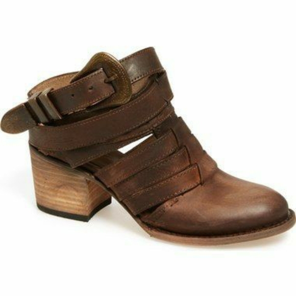 Freebird by Steven Shoes - FREEBIRD BY STEVEN LUCKY SLIDE SZ. 9